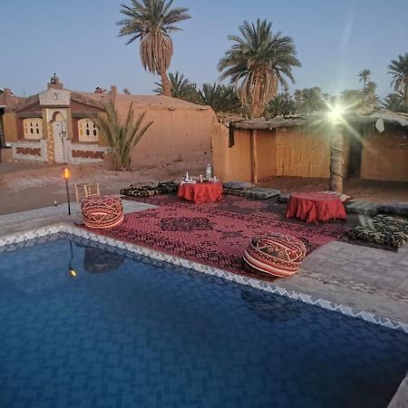 Camp Desert Stars M'Hamid Luaran gambar