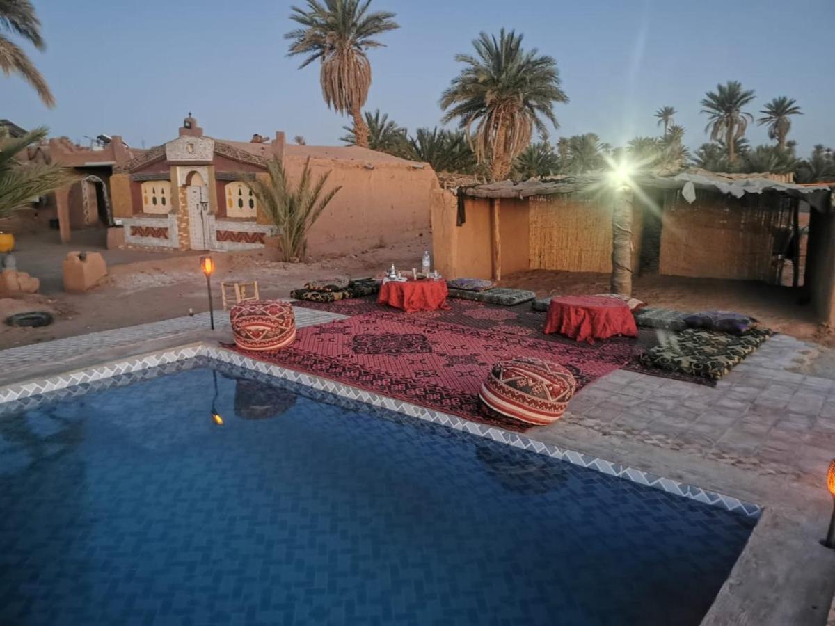 Camp Desert Stars M'Hamid Luaran gambar