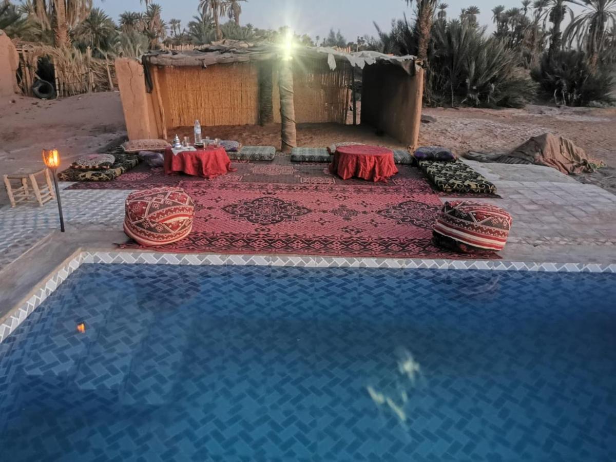Camp Desert Stars M'Hamid Luaran gambar
