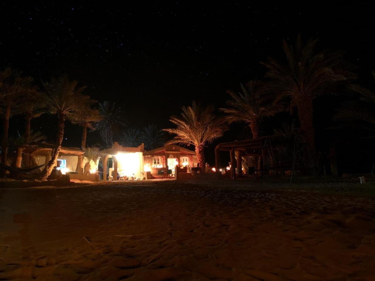 Camp Desert Stars M'Hamid Luaran gambar