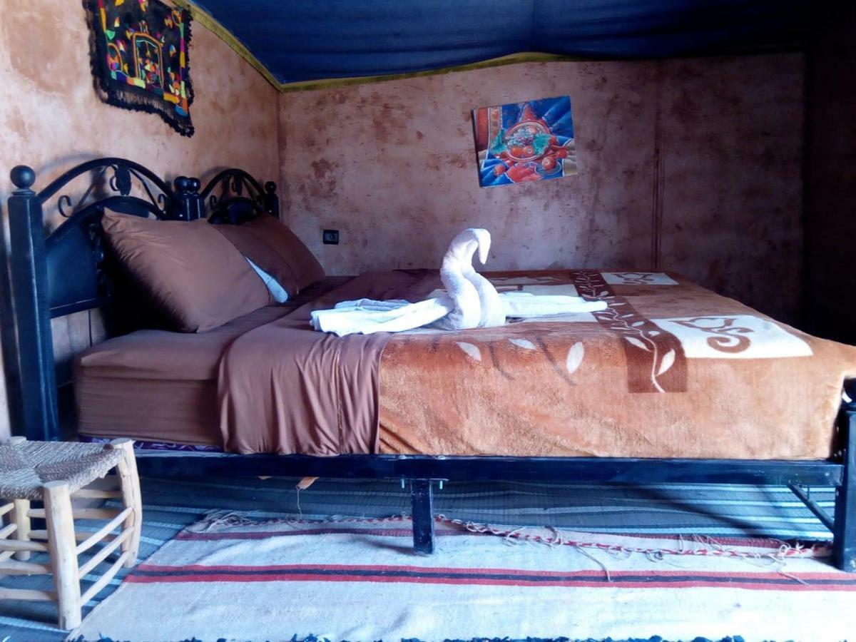 Camp Desert Stars M'Hamid Luaran gambar